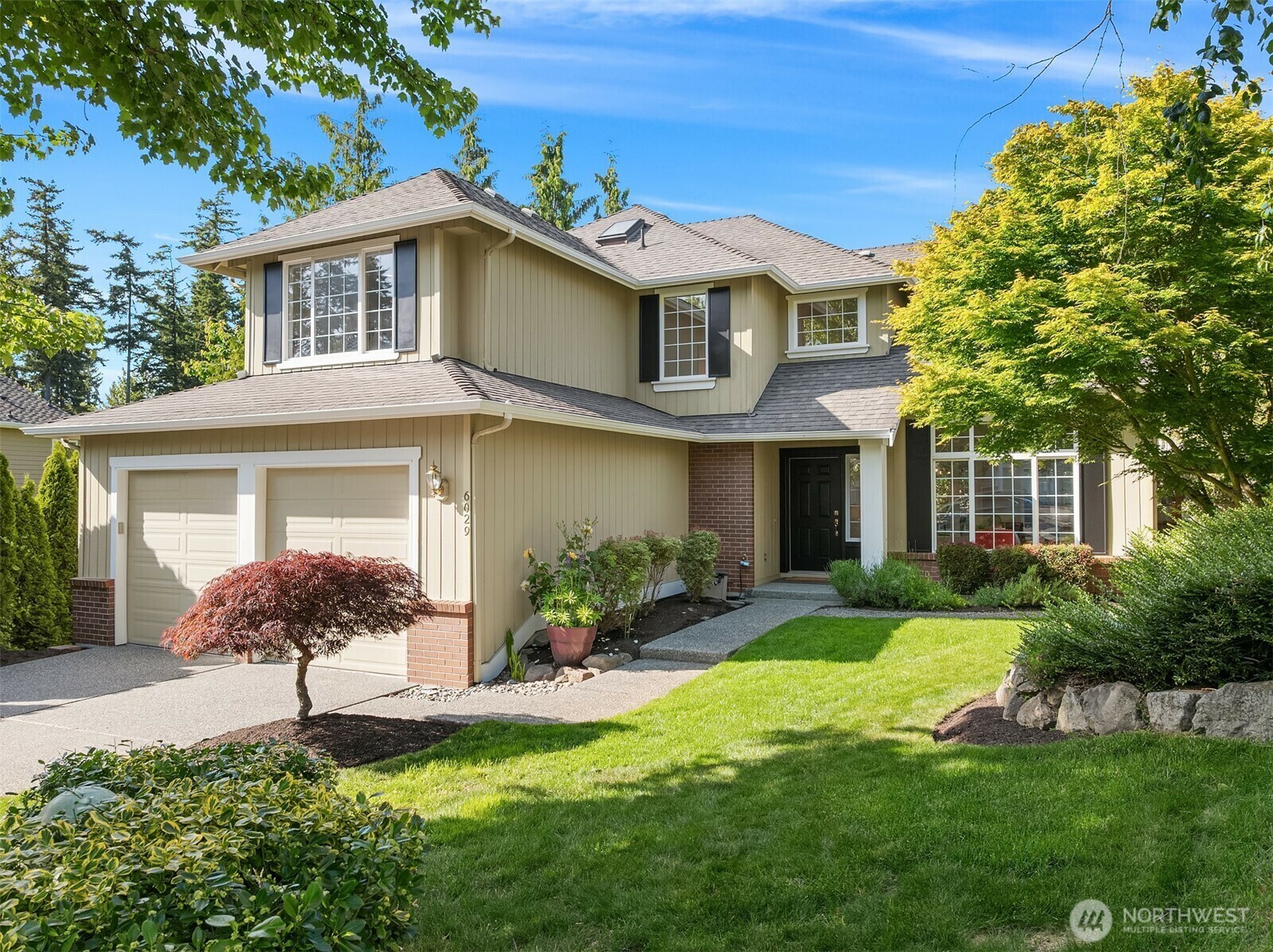 Property Photo: 6029 122nd Place SW WA 98275
