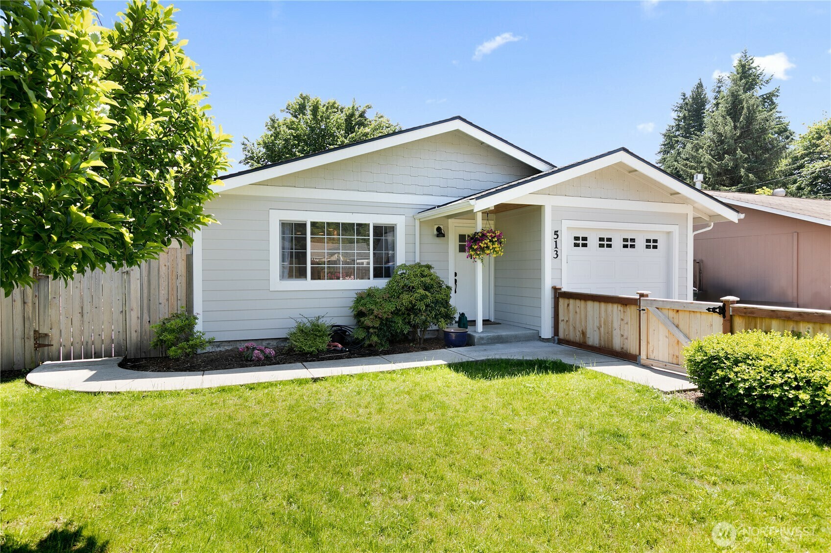 Property Photo: 513 I Street SW WA 98512
