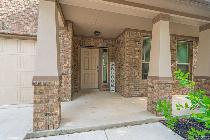 Property Photo: 10736 Gemsbuck Lodge TX 78245