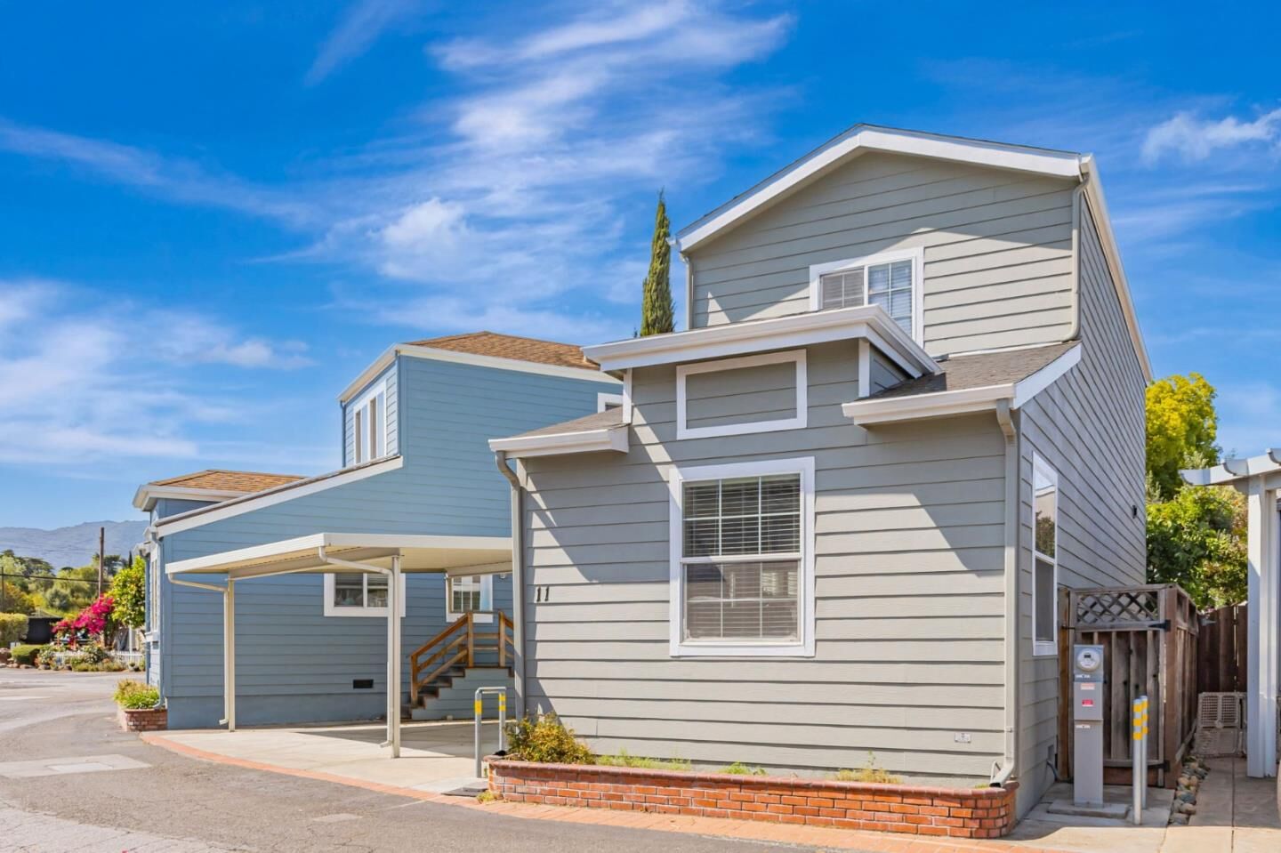 Property Photo: 14685 Oka Road 11 CA 95032