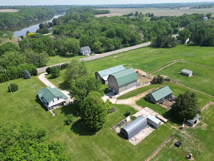 3213 West County M Road  Edgerton WI 53534 photo