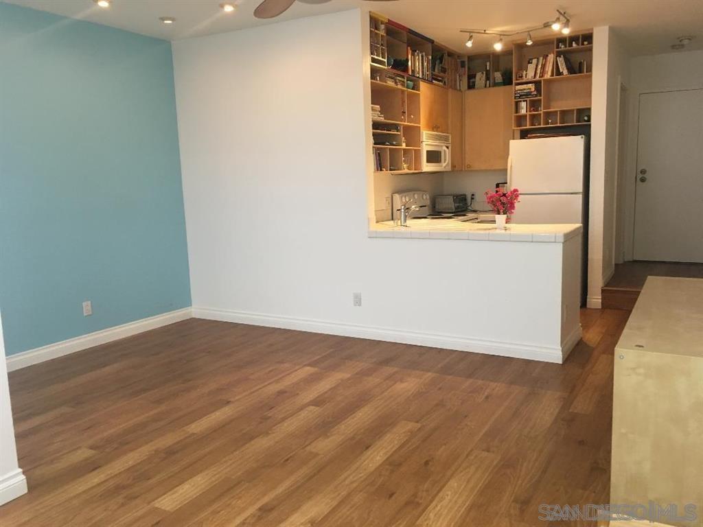 Property Photo: 3950 Cleveland Ave. 104 CA 92103