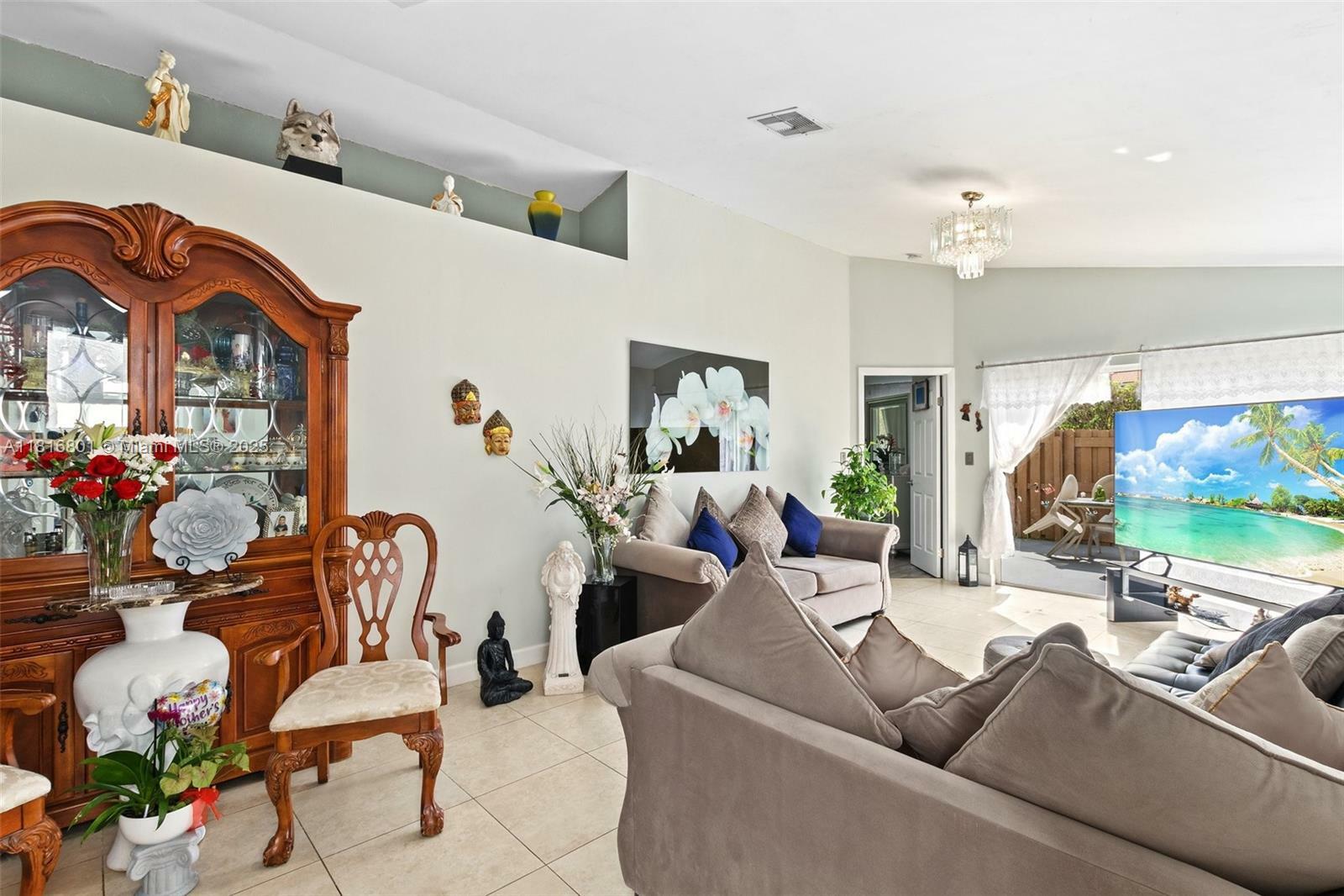 Property Photo: 615 NW 108th Ter FL 33026