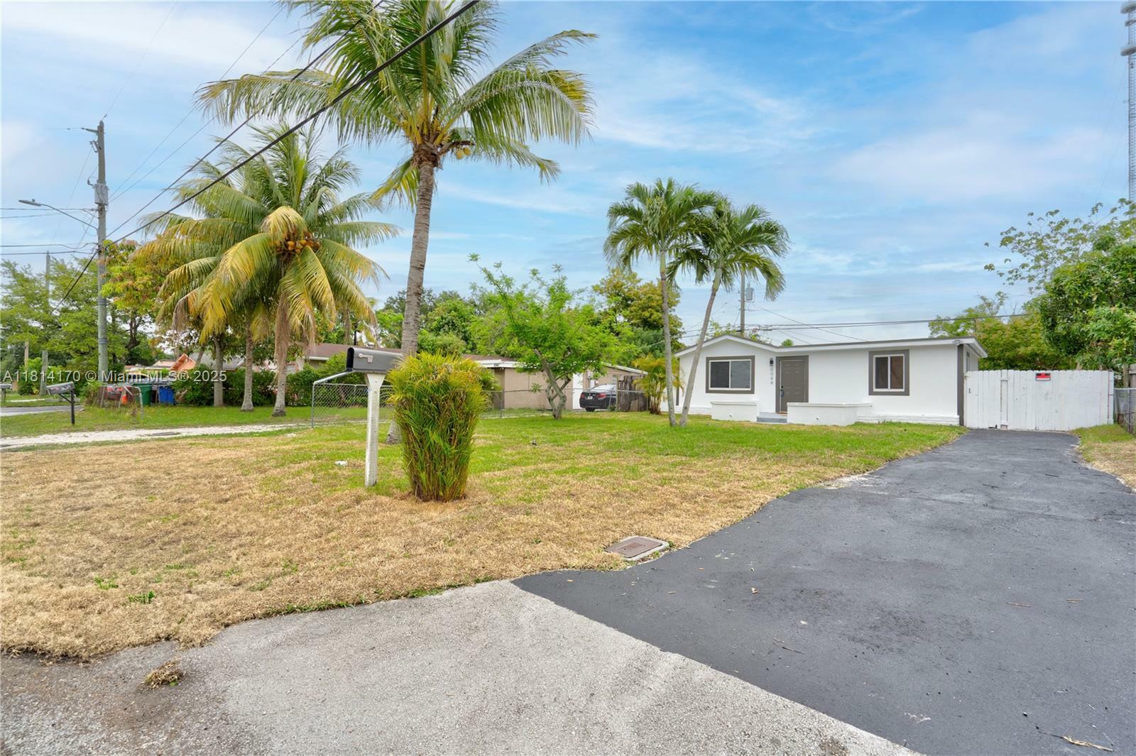 6044 SW 37th St  Miramar FL 33023 photo