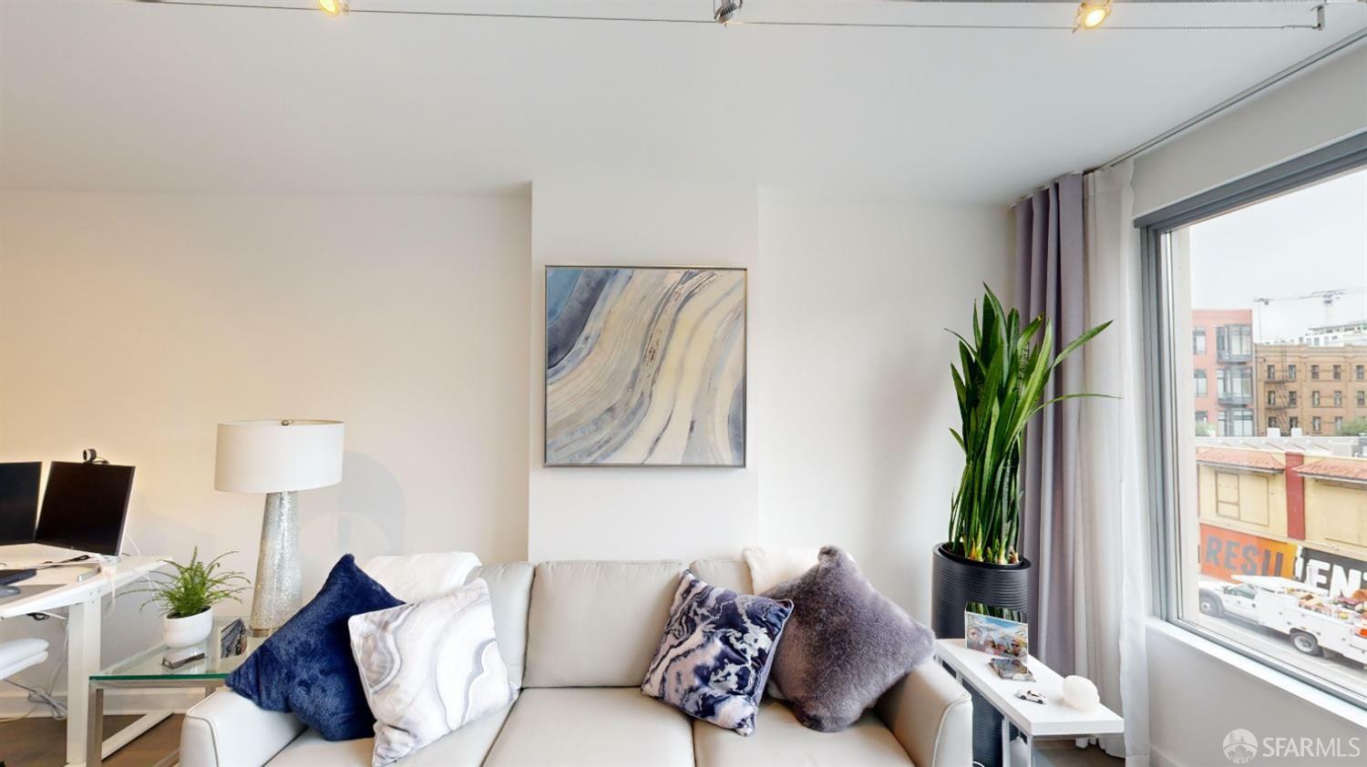 Property Photo: 177 Townsend Street 439 CA 94107