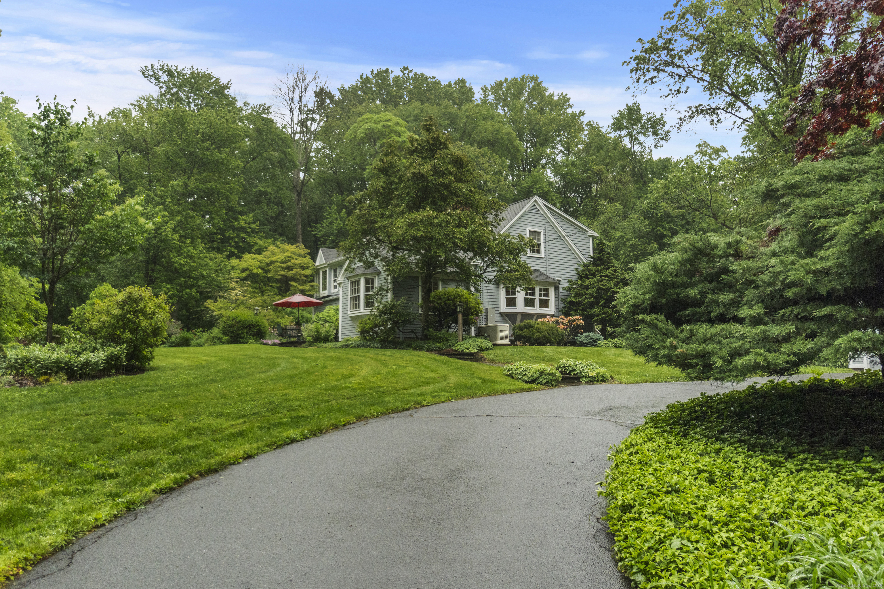 Property Photo:  89 Pease Road  CT 06525 