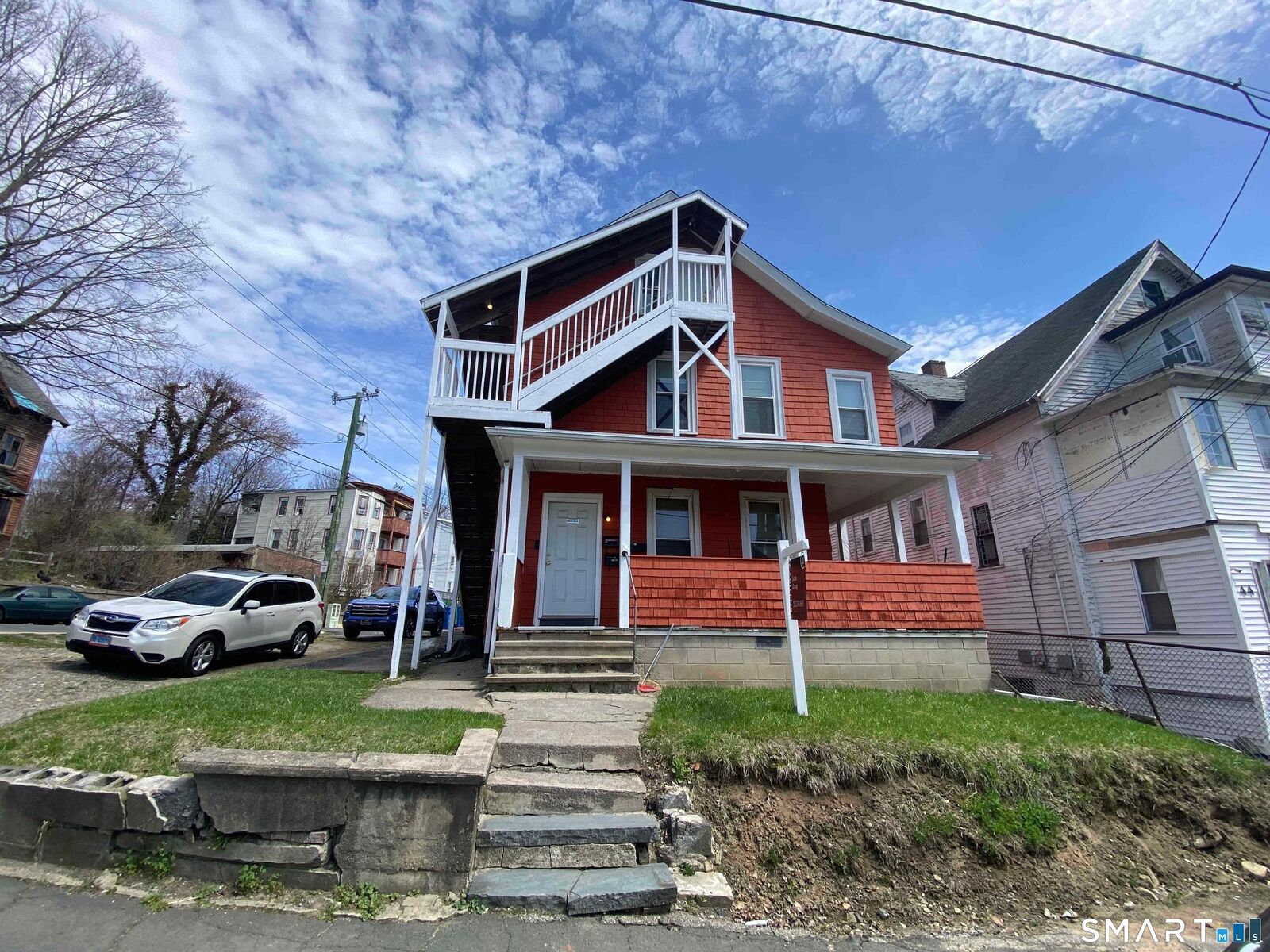 Property Photo:  50 Beacon Street  CT 06704 