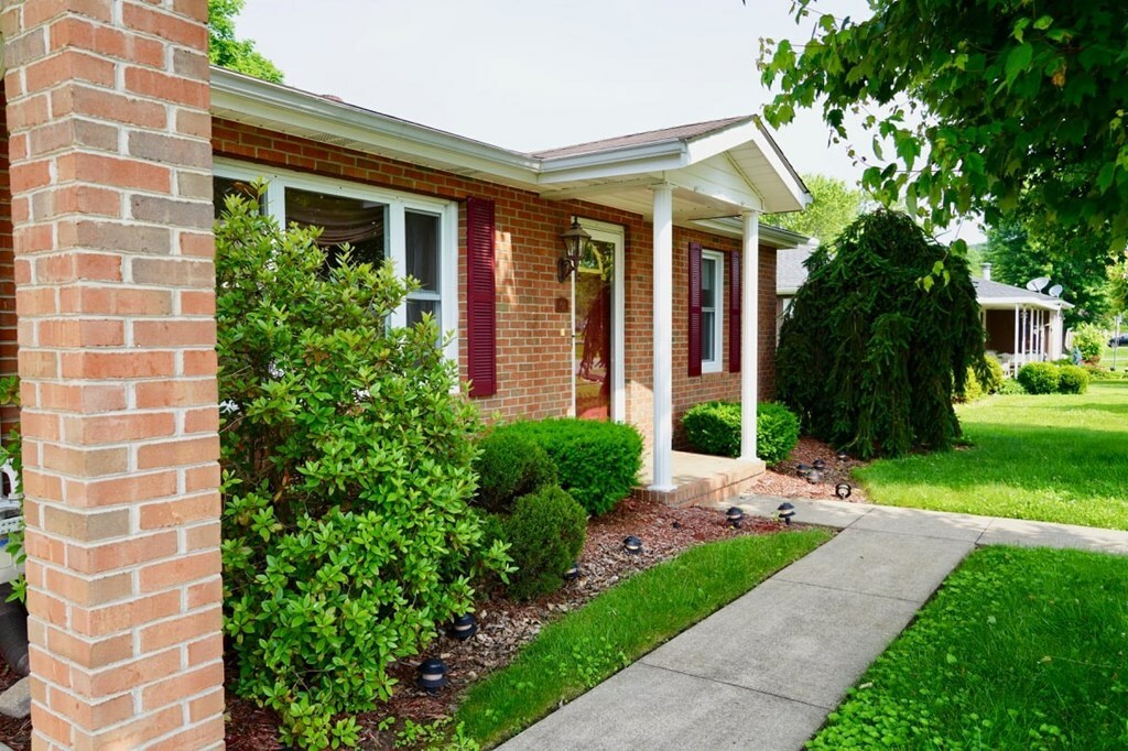 Property Photo: 101 Mittendorf Avenue OH 45628