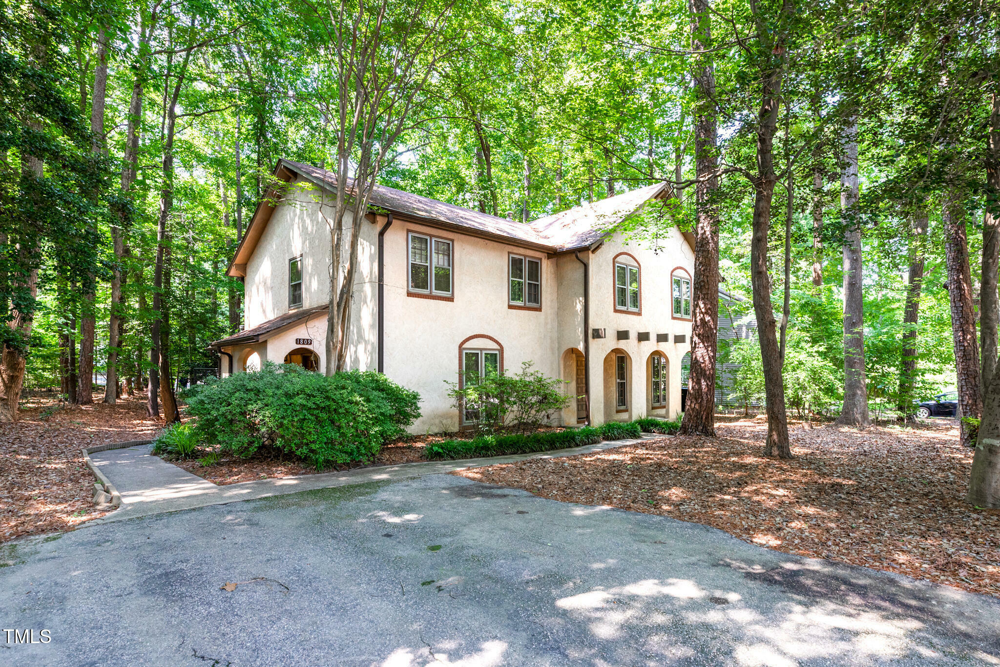 Property Photo: 1809-1811 Quail Ridge Road NC 27609