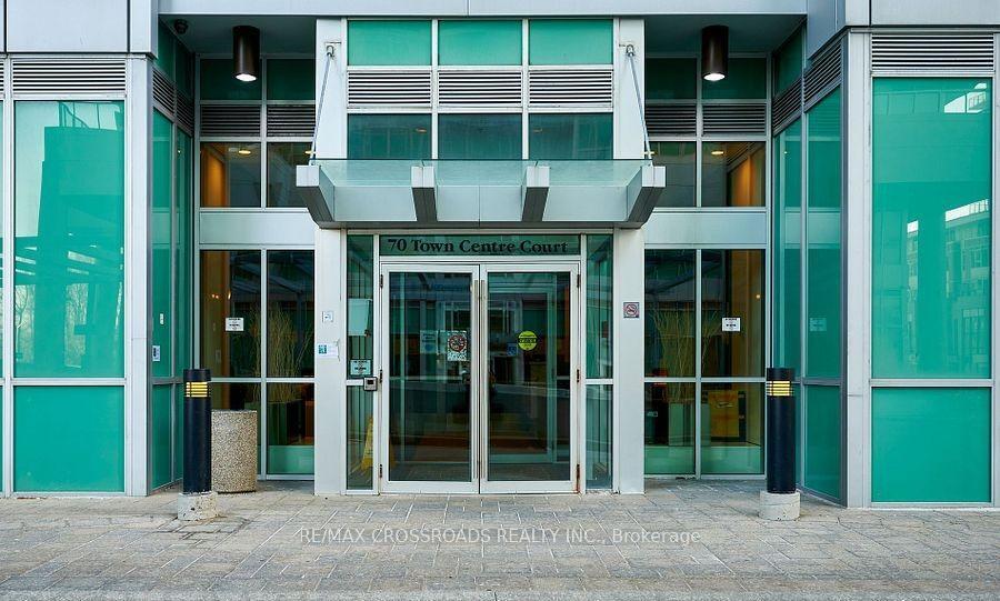 Property Photo: 70 Town Centre Court 3201 ON M1P 0B2
