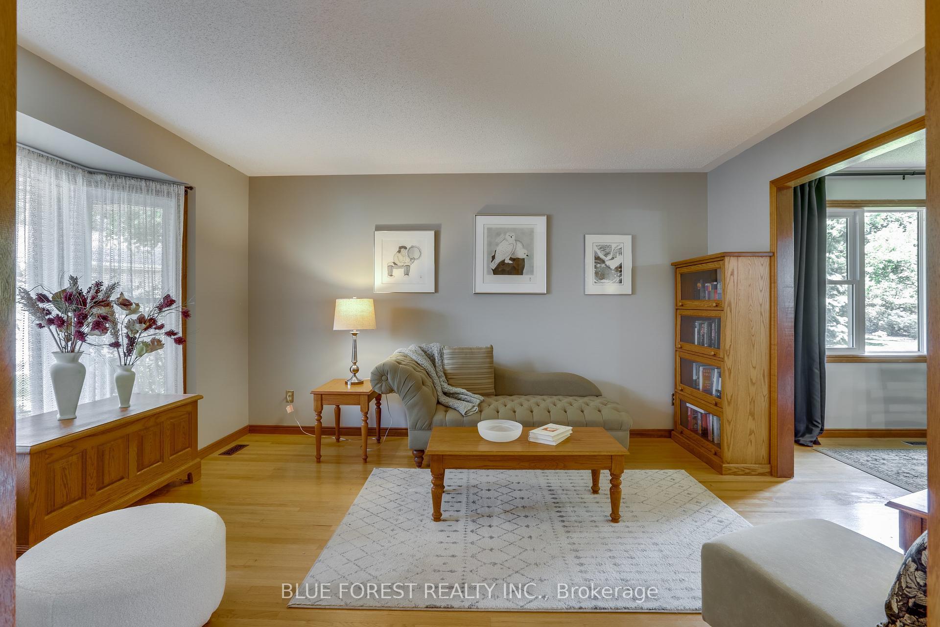 Property Photo: 186 Scarlett Circle ON N0L 1G3