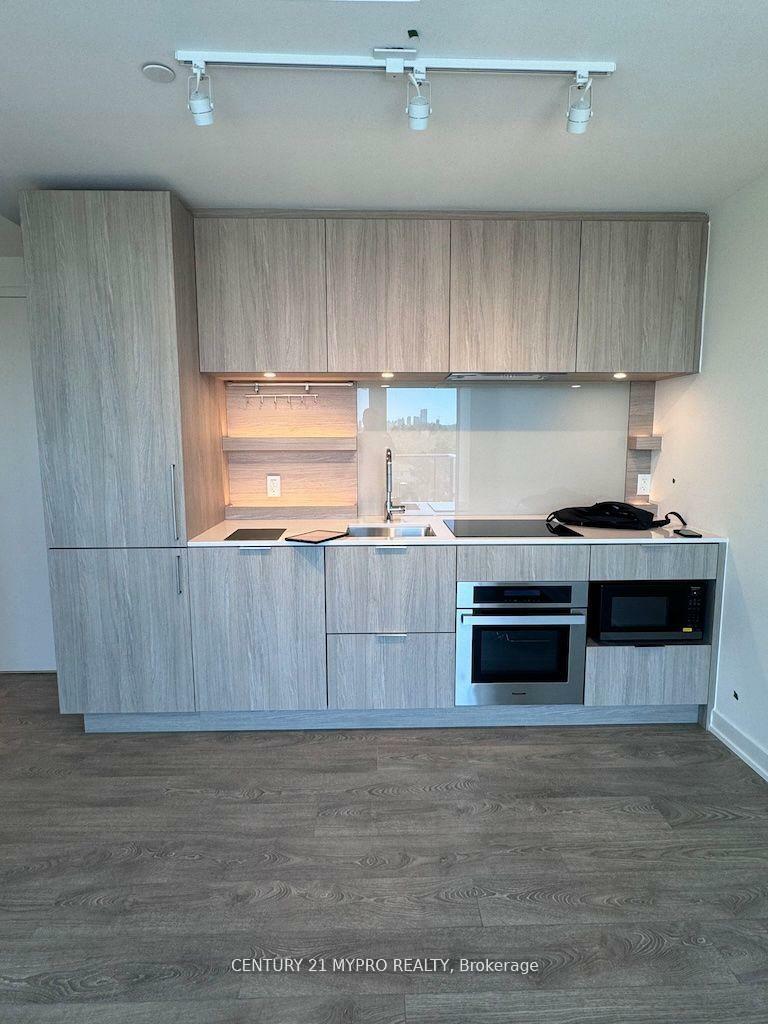 Photo de la propriété: 28 Ann Street 520 ON L5G 0E1