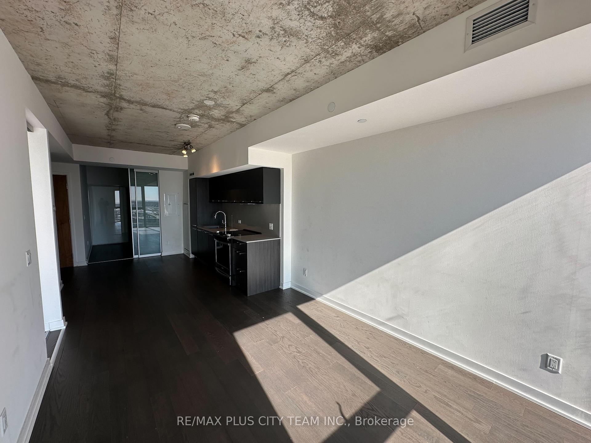 Property Photo: 15 Baseball Place 1406 ON M4M 0E6