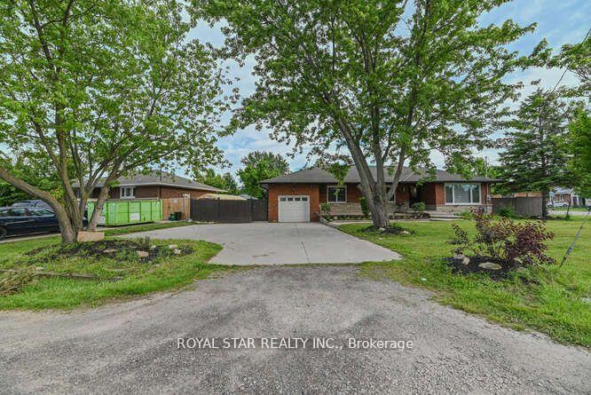 Property Photo:  1024 Barton Street Main  ON L8E 5H3 