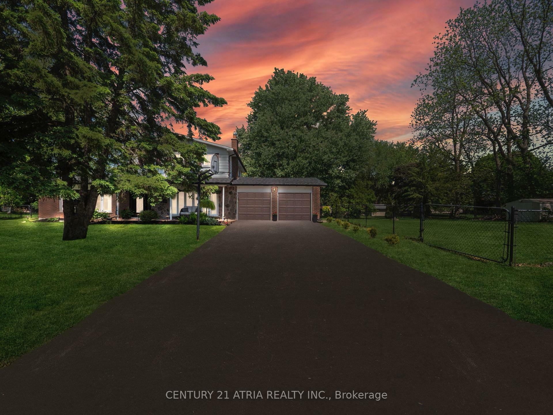 Property Photo: 7 May Avenue ON L0G 1V0