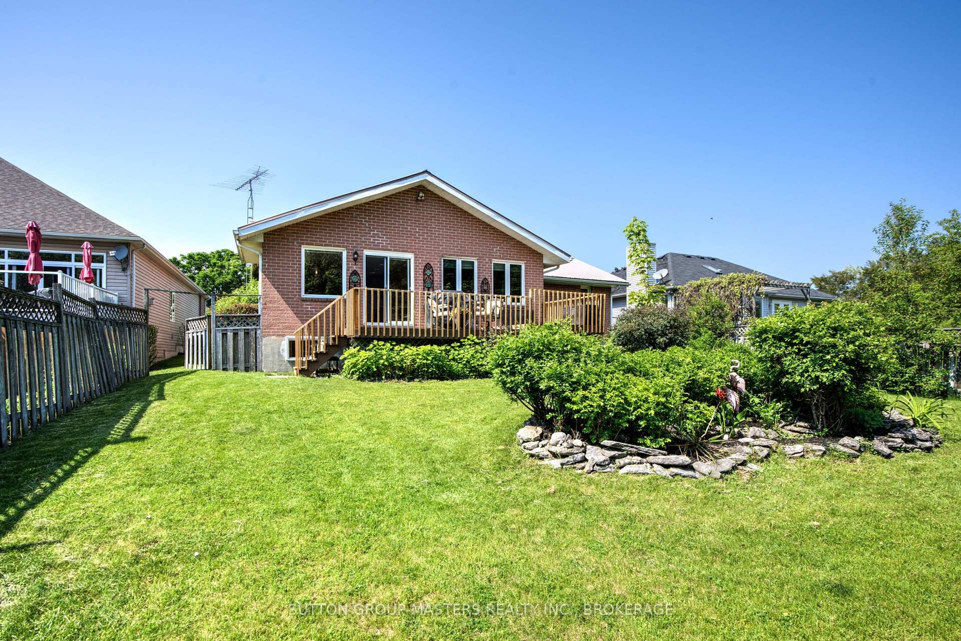 Property Photo: 47 Bayshore Drive ON K0H 1G0