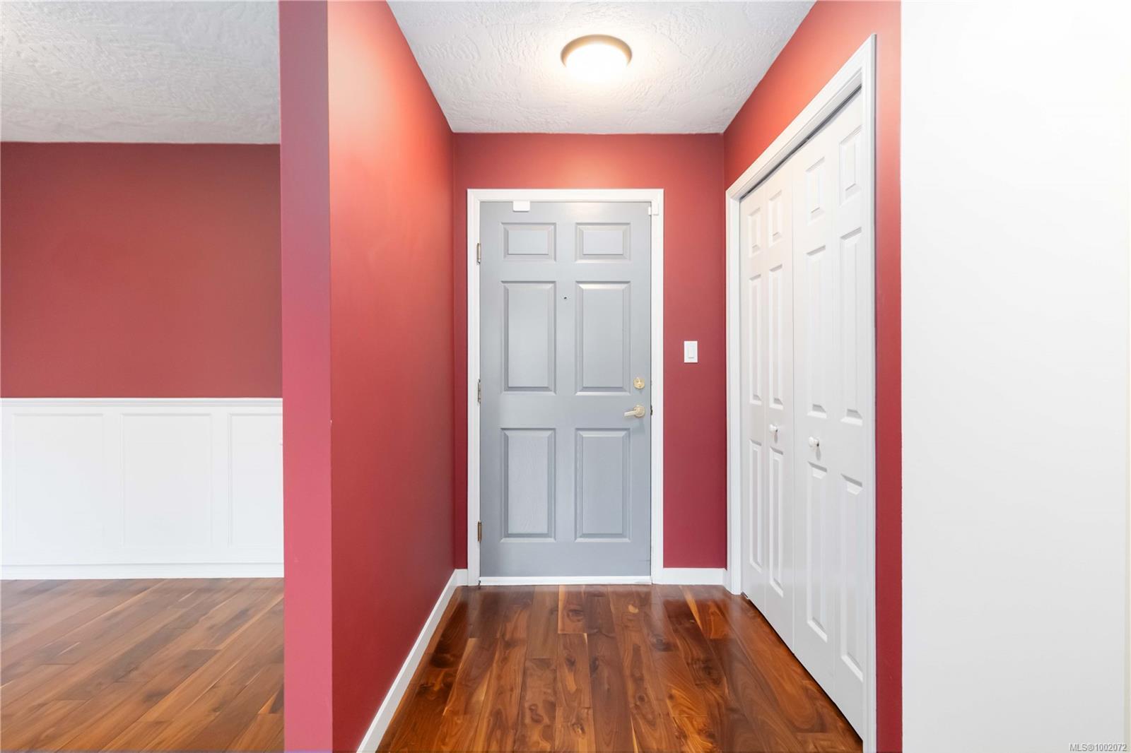 Property Photo: 9945 Fifth St 205 BC V8L 2X6