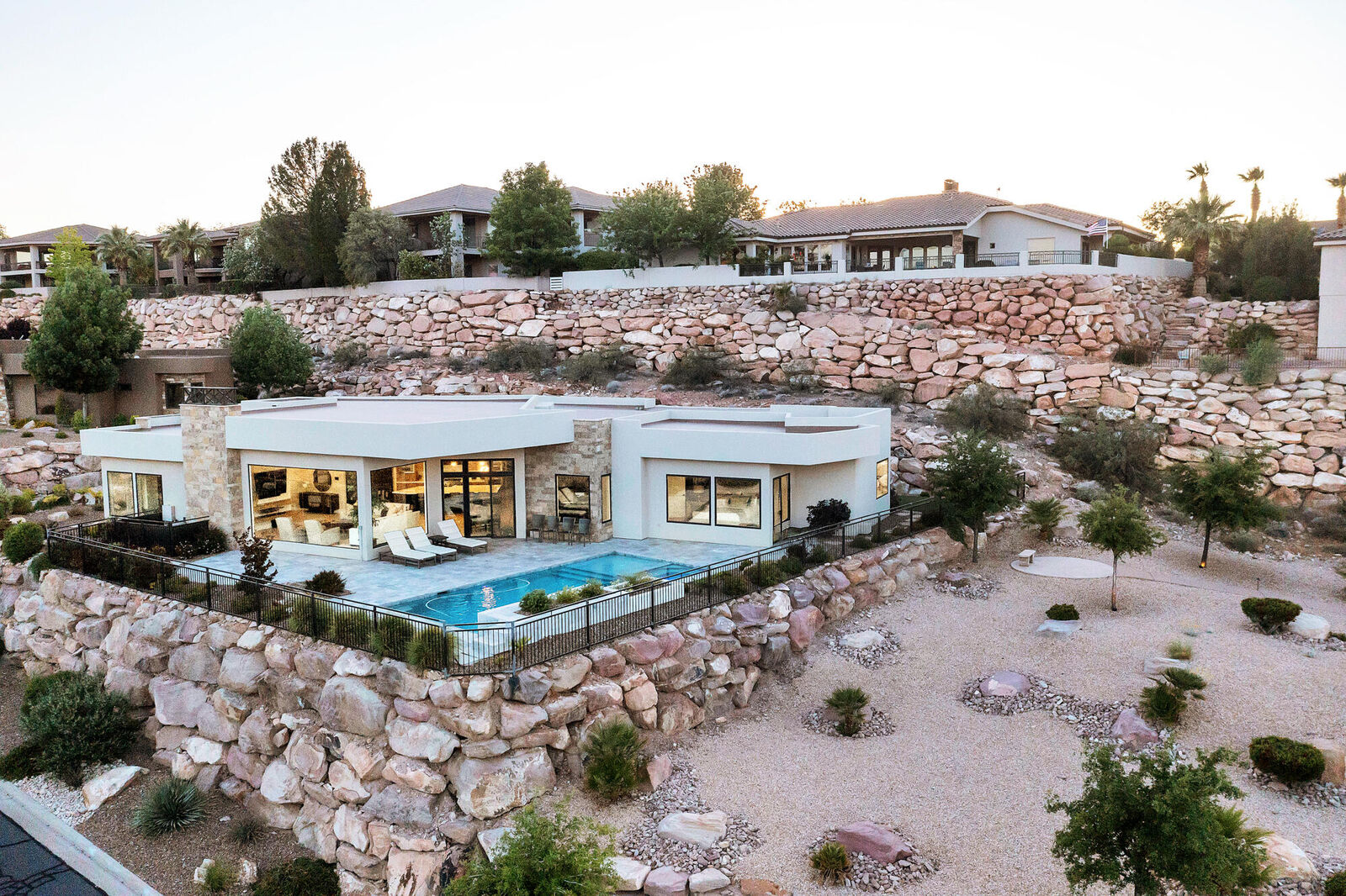 Property Photo: 1648 S Quartz Dr UT 84790