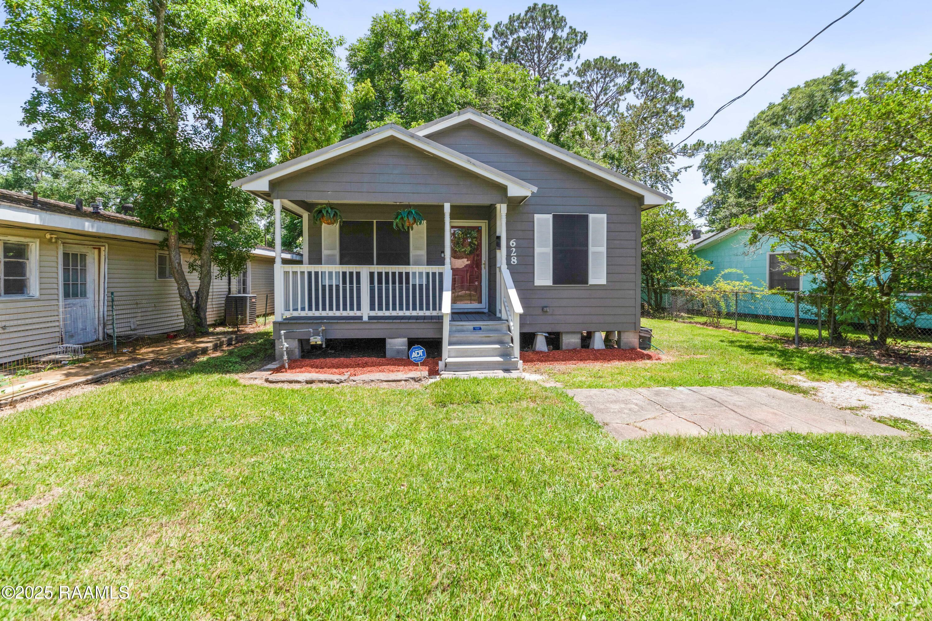 Property Photo: 628 Gertrude Drive LA 70582