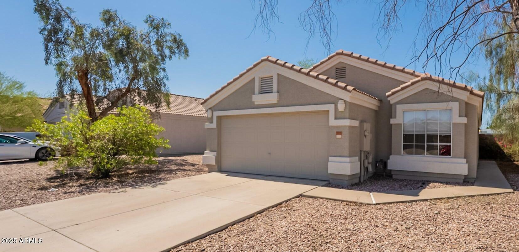 Property Photo:  1321 E Escuda Drive  AZ 85024 