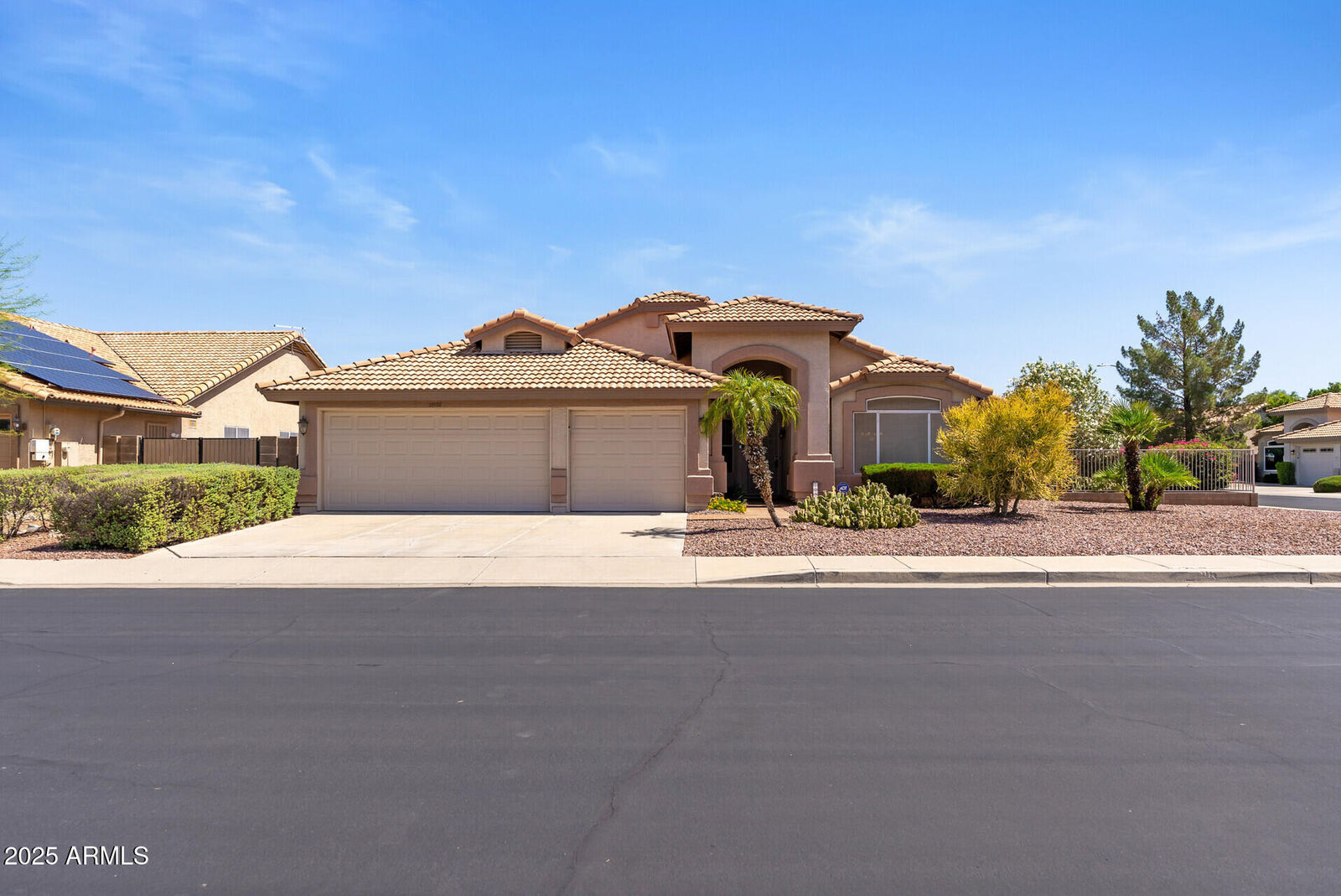 Property Photo: 10936 N Ventana Drive W AZ 85373