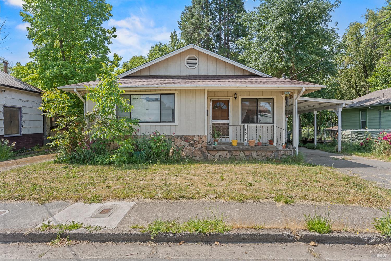 Property Photo: 155 California Street CA 95490