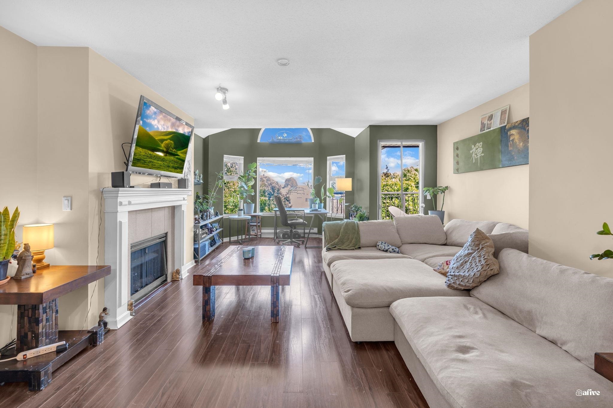 Property Photo: 4811 53 Street 308 BC V4K 2Z3