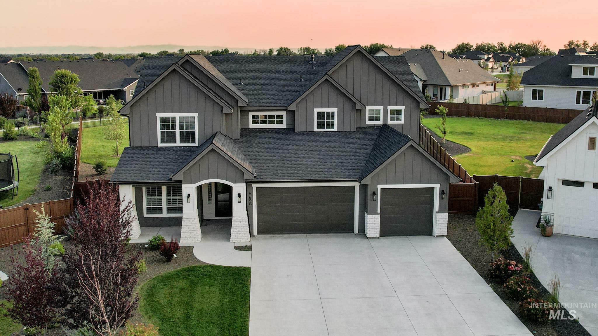 Property Photo: 5899 W Pulaski Street ID 83616