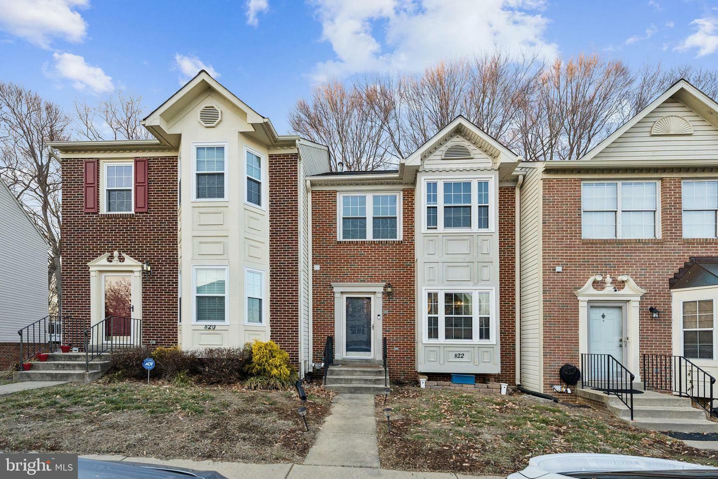 Property Photo: 822 Faraway Court MD 20721
