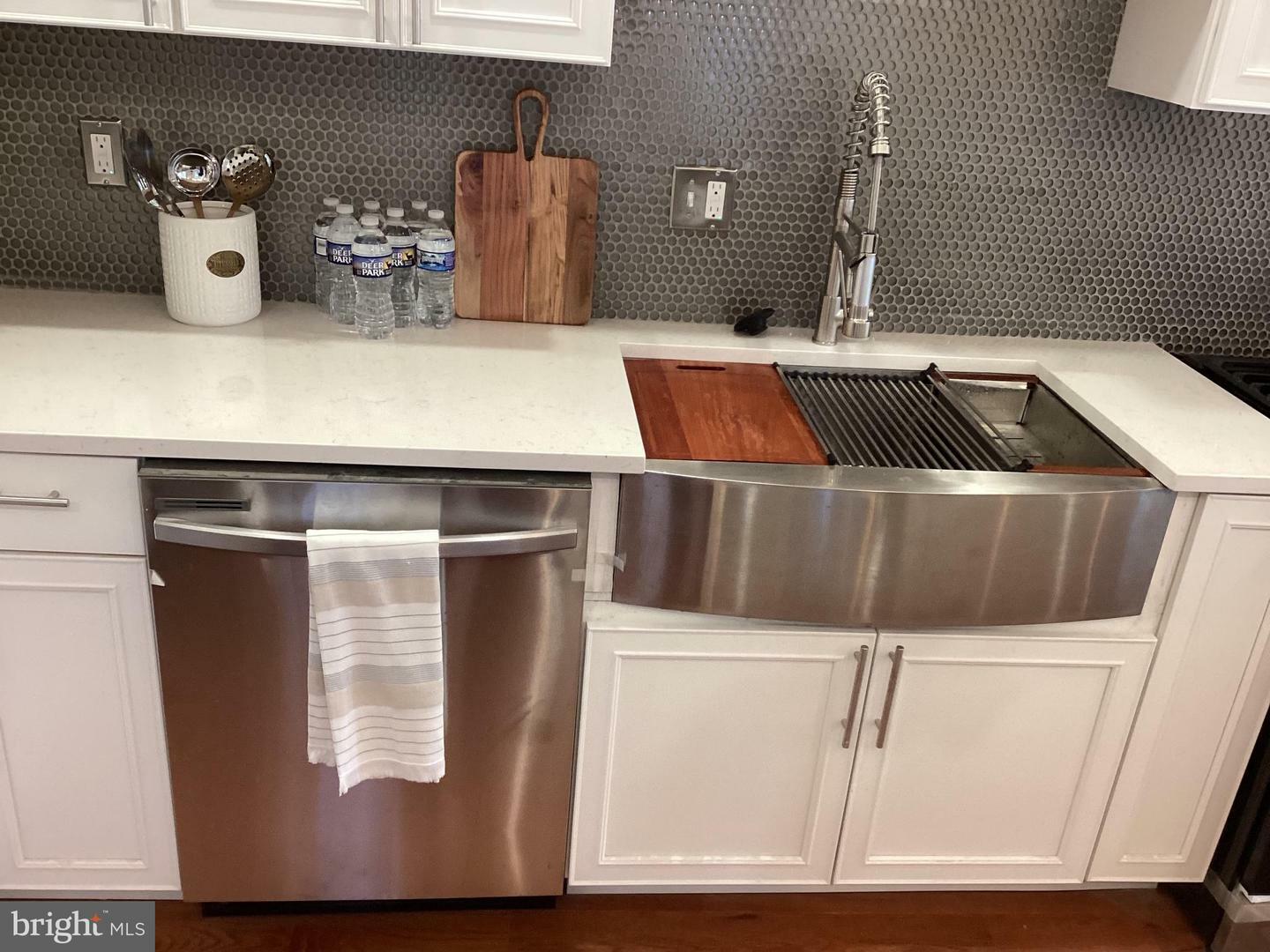 Property Photo: 221 E Slocum Street PA 19119