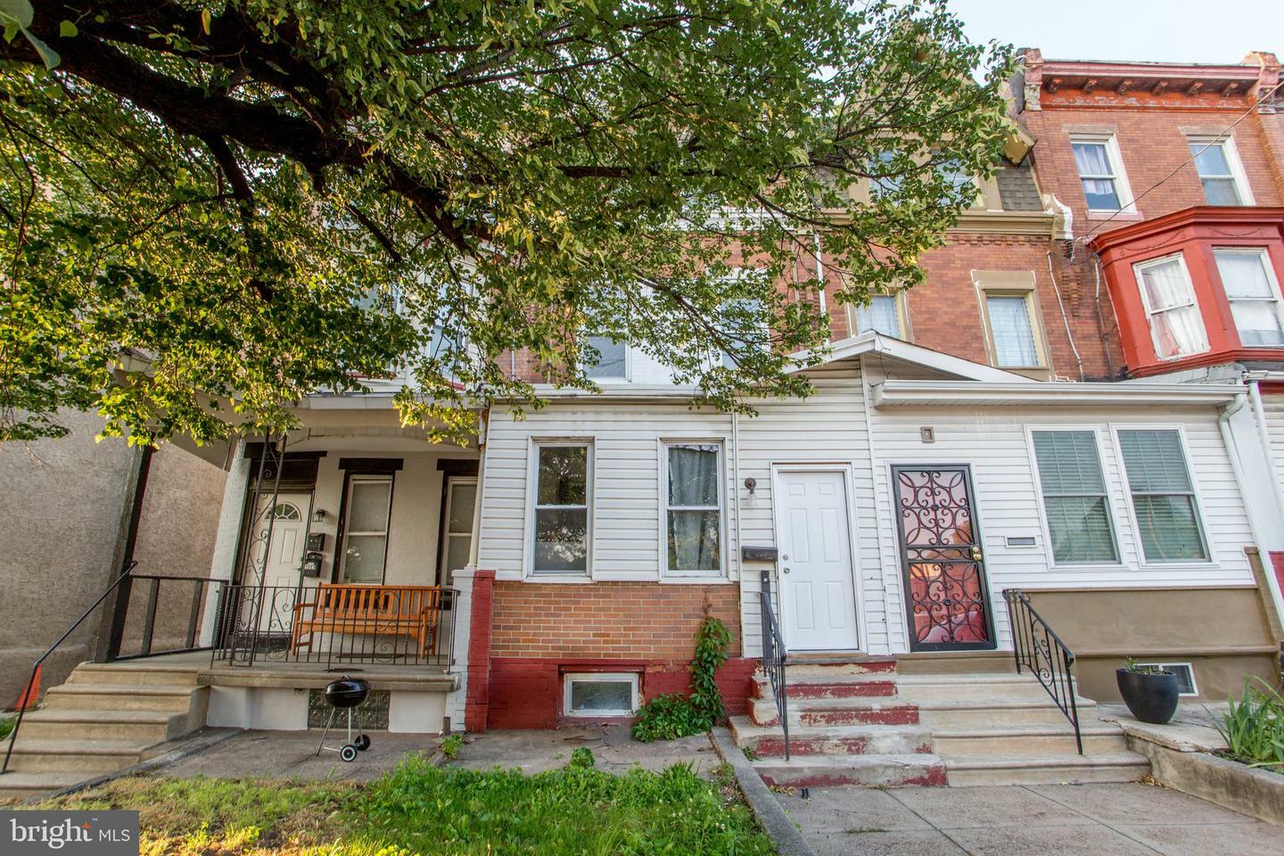 Property Photo: 1525 W Cayuga Street PA 19140