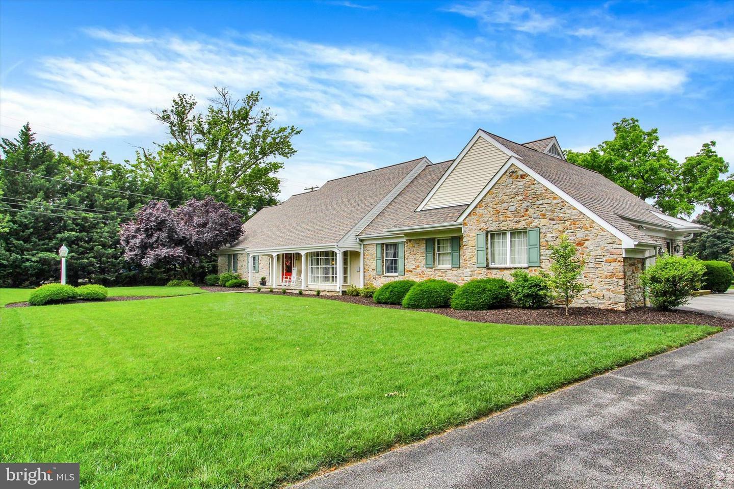 Property Photo: 302 Deguy Avenue PA 17331