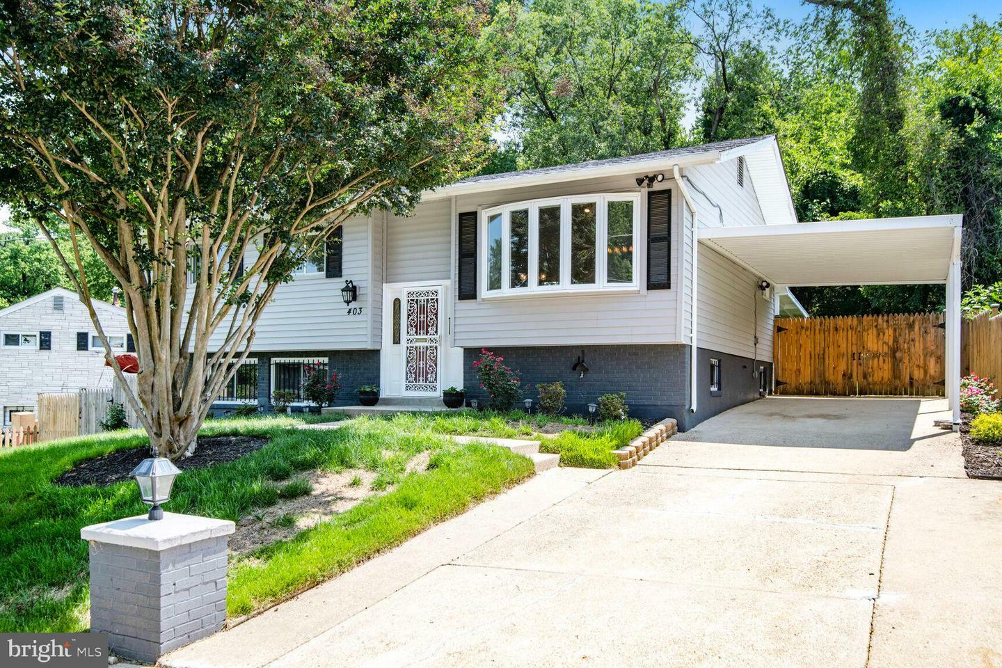 Property Photo: 403 Pepper Mill Drive MD 20743