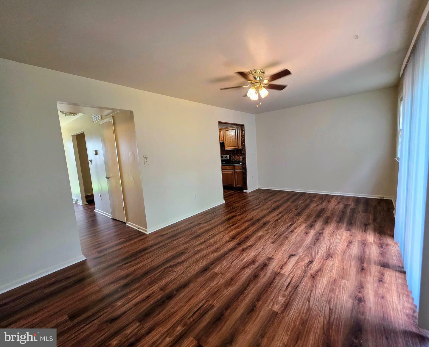Property Photo: 822 Calvert Towne Drive MD 20678