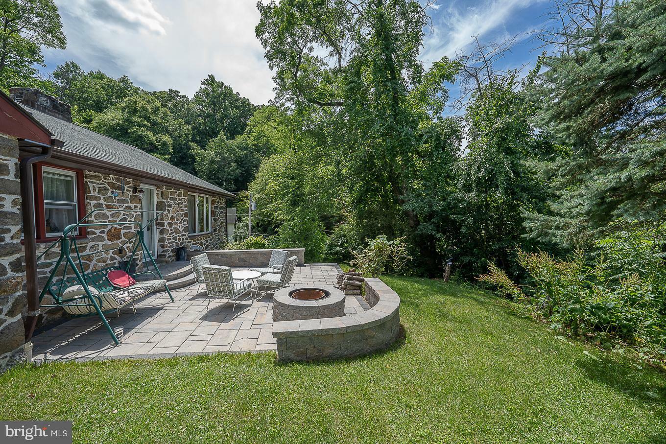 Property Photo: 446 Irish Road PA 19312