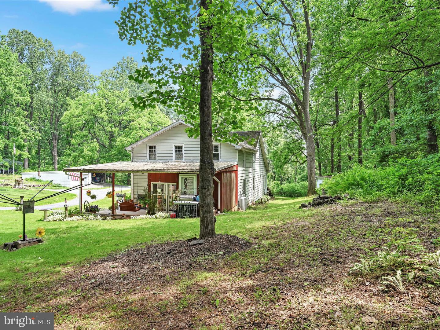 Property Photo: 4 Yoder Lane PA 17073