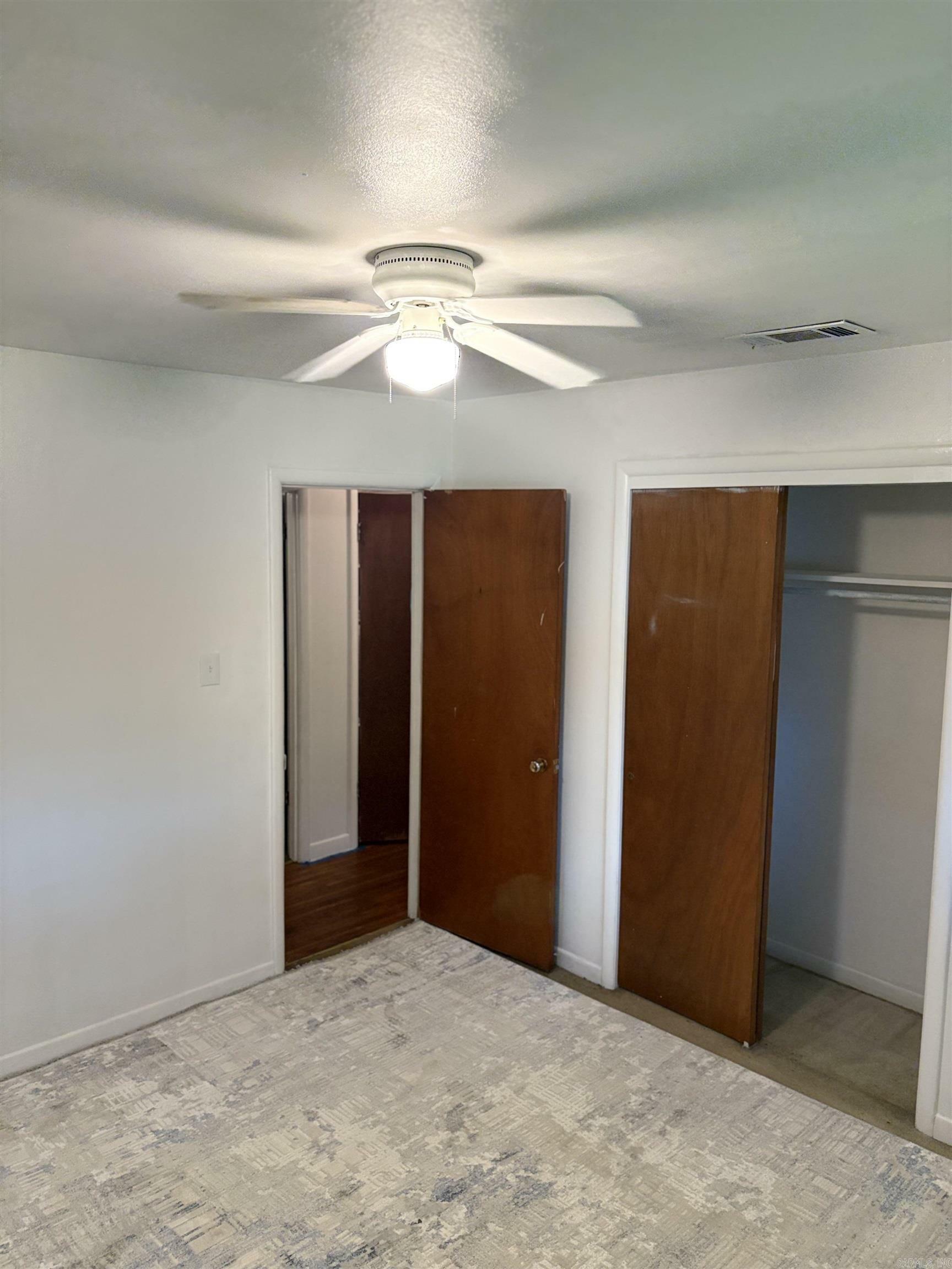 Property Photo: 716 Annelle St AR 72117