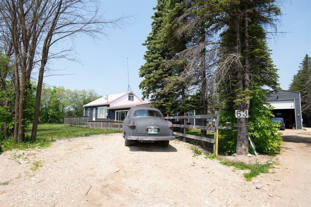 Photo de la propriété: 63 Railway Avenue West MB R0A 2E0