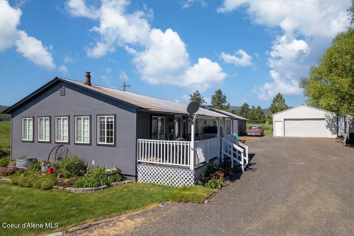 Property Photo:  331 15th St  ID 83851 