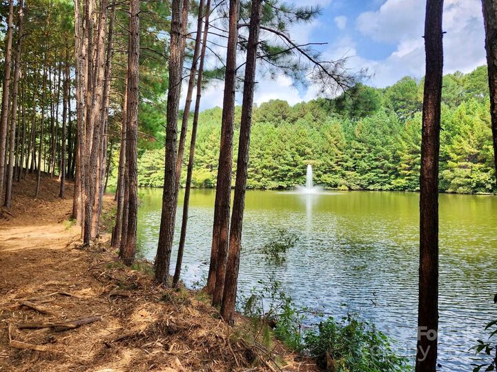 5025 Harbor View Drive E  Granite Falls NC 28630 photo