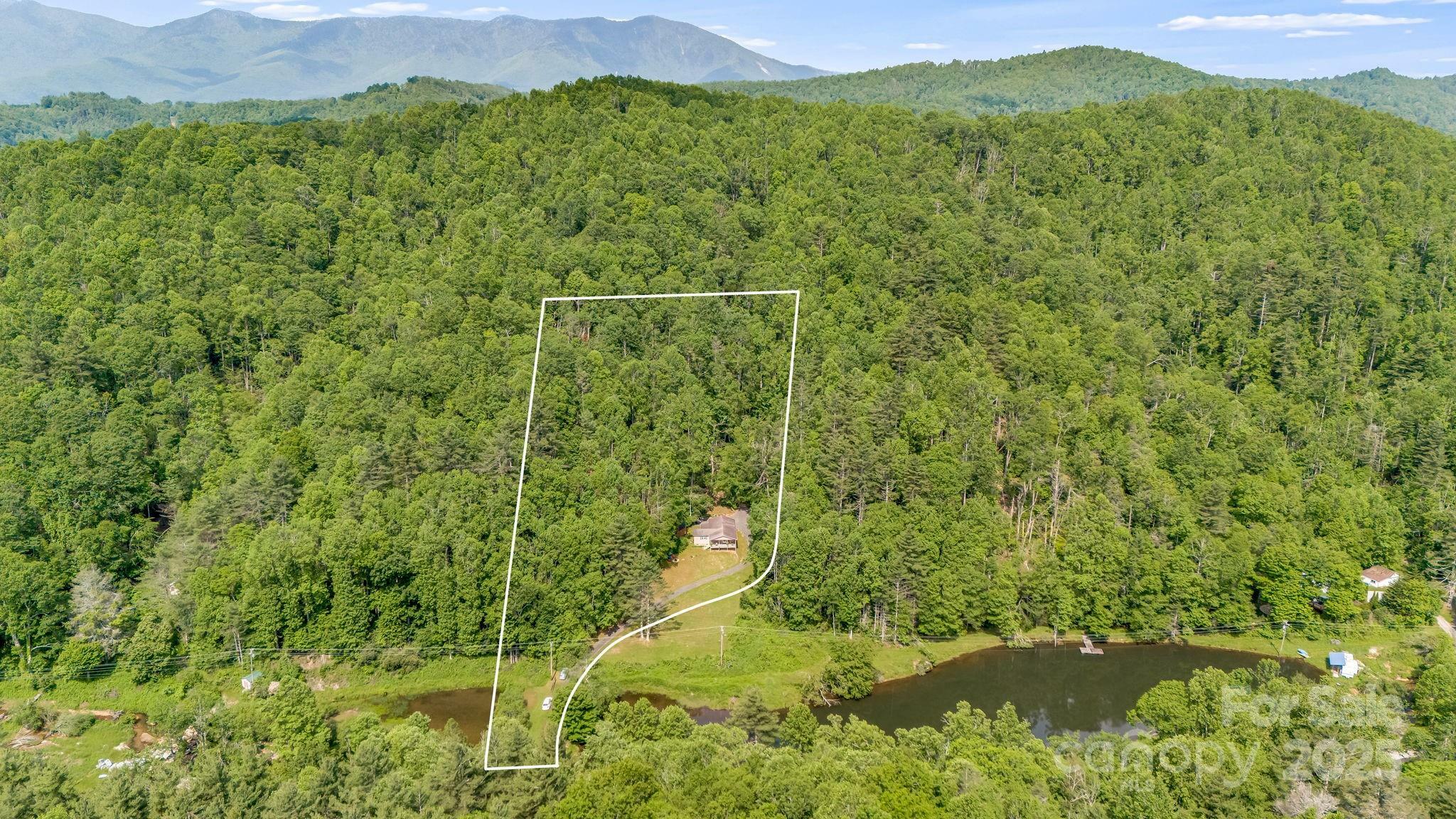 Property Photo: 2763 Crabtree Road NC 28777