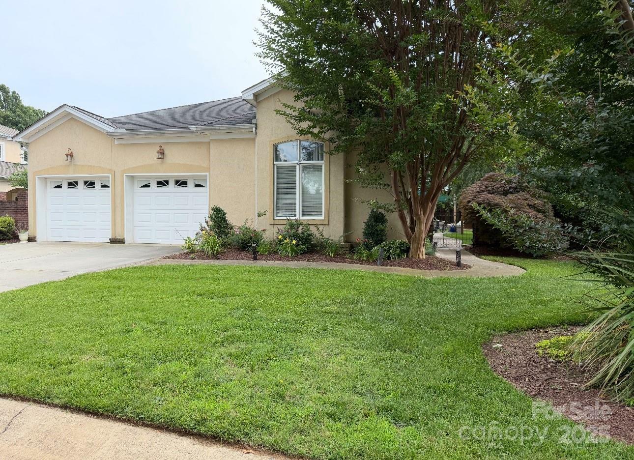 Property Photo: 17709 Sedona Way NC 28031