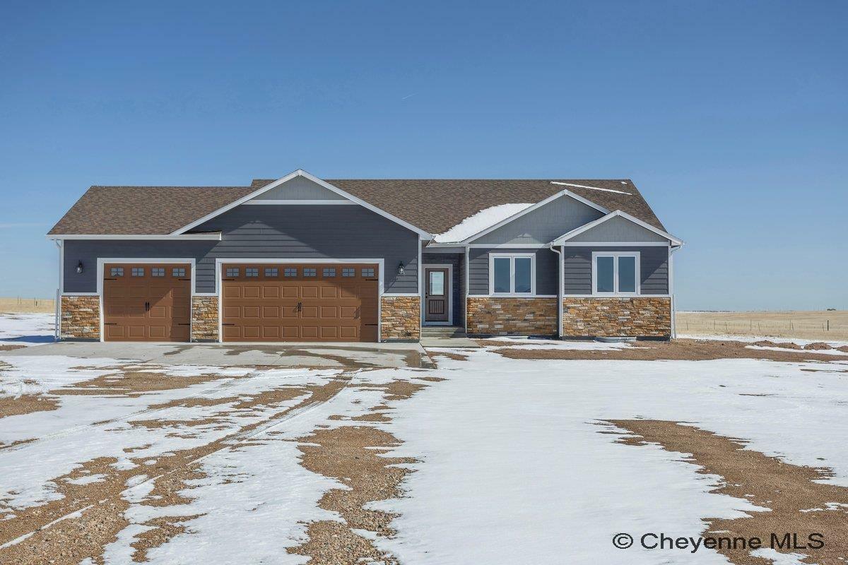 Property Photo: 1047 West Plains Rd WY 82009