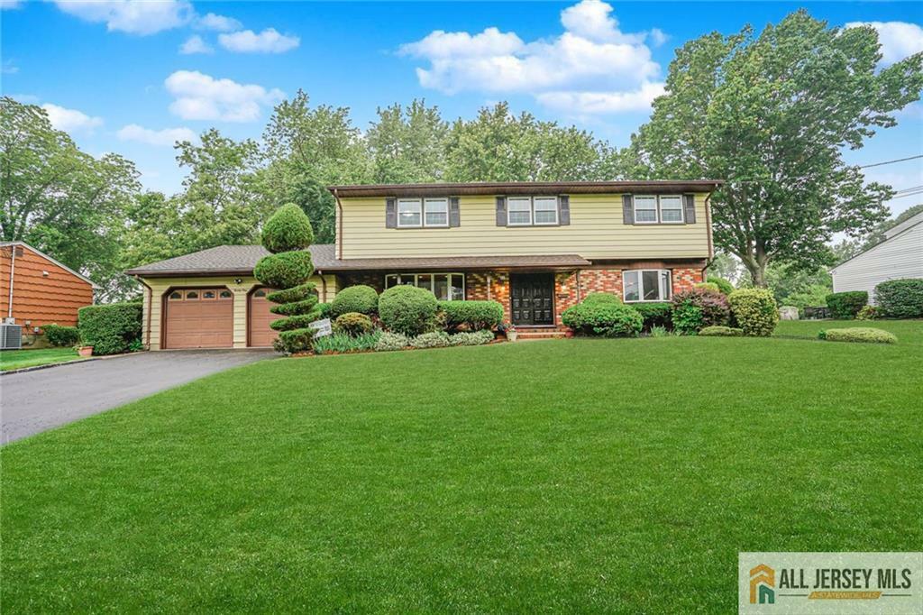21 Green Hills Road  East Brunswick NJ 08816 photo
