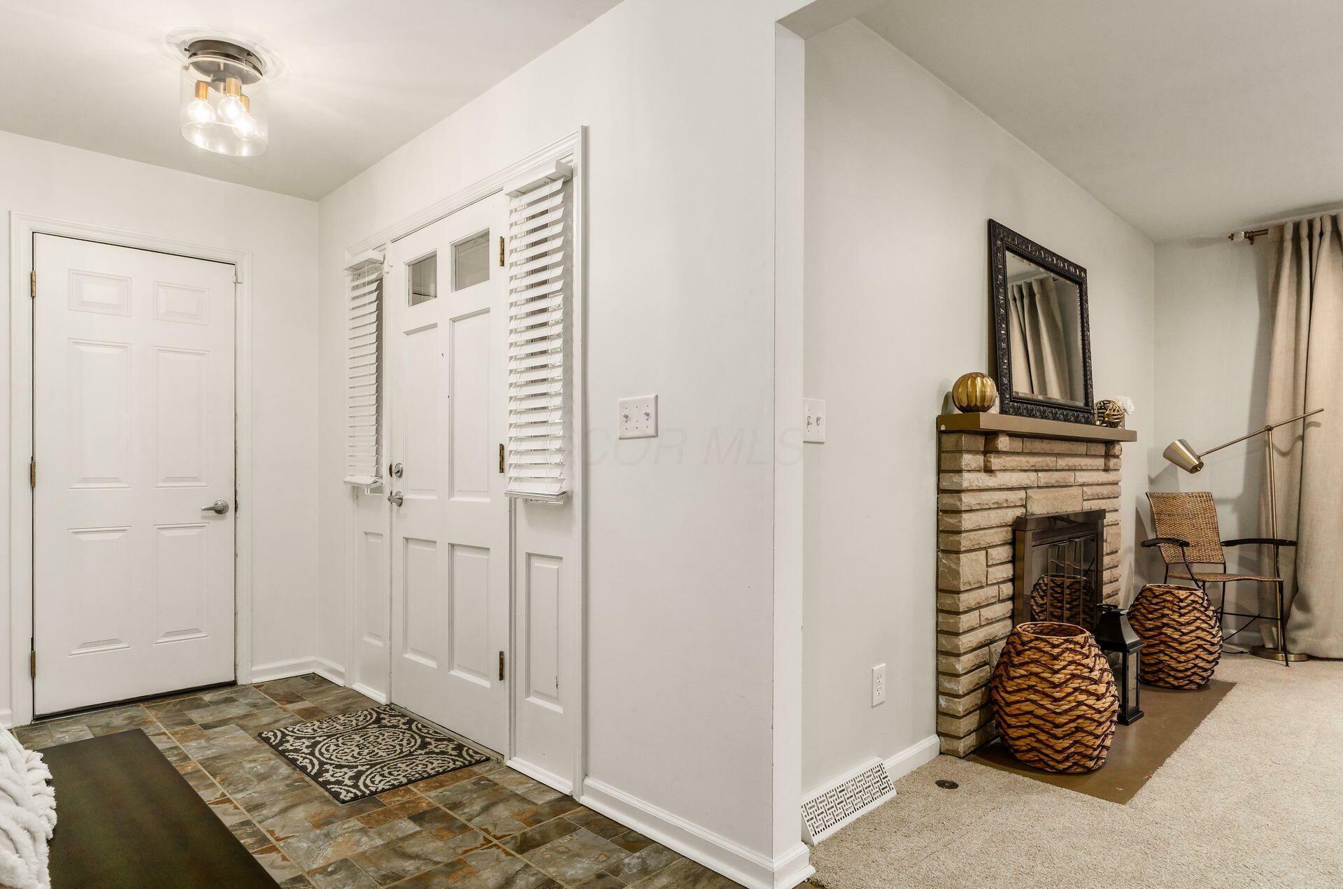Property Photo:  1888 Birkdale Drive  OH 43232 