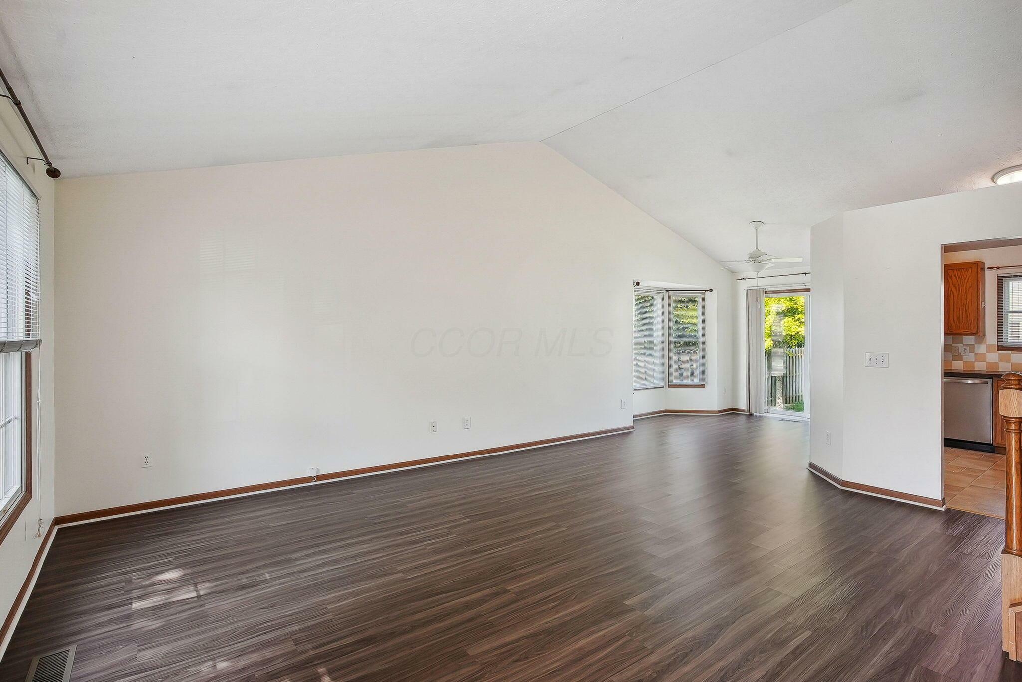 Property Photo: 2147 Juneau Way OH 43123