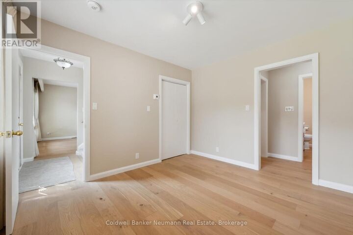 Property Photo: 26 Elginfield Drive ON N1E 4E6