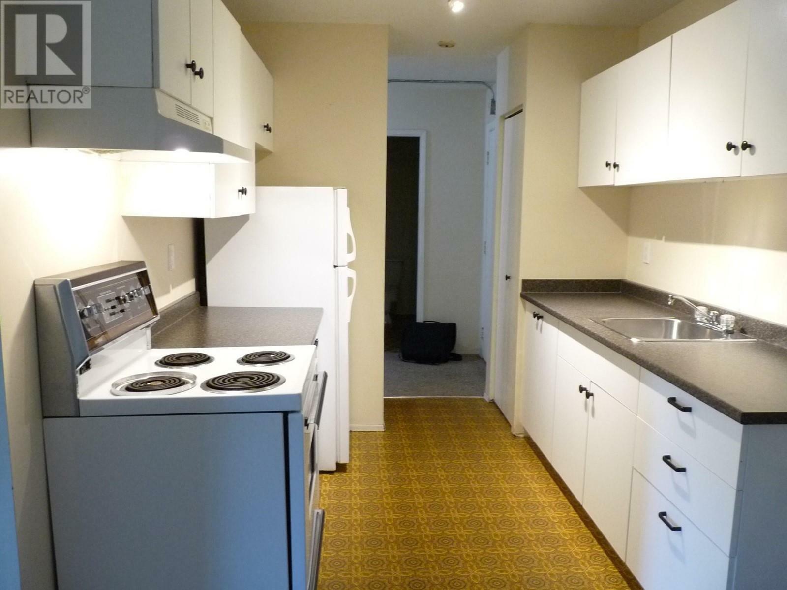 Property Photo: 1900 Tranquille Road 1 BC V2B 7V1