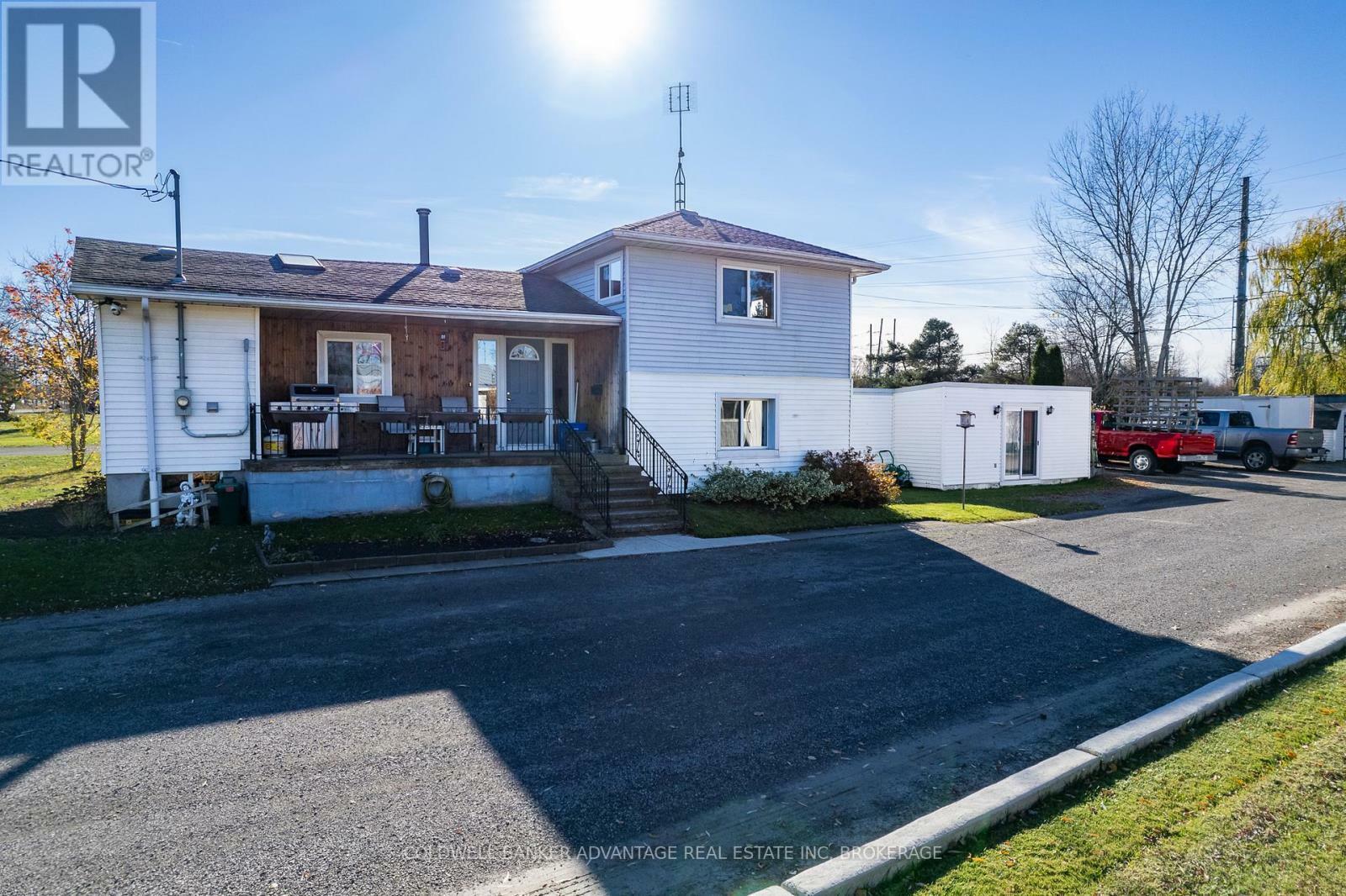 Property Photo: 1563 Thompson Road ON L2A 5M4