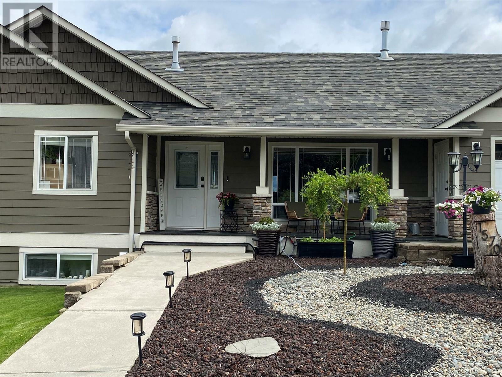 Photo de la propriété: 1570 Stikine Street BC V2E 2T2
